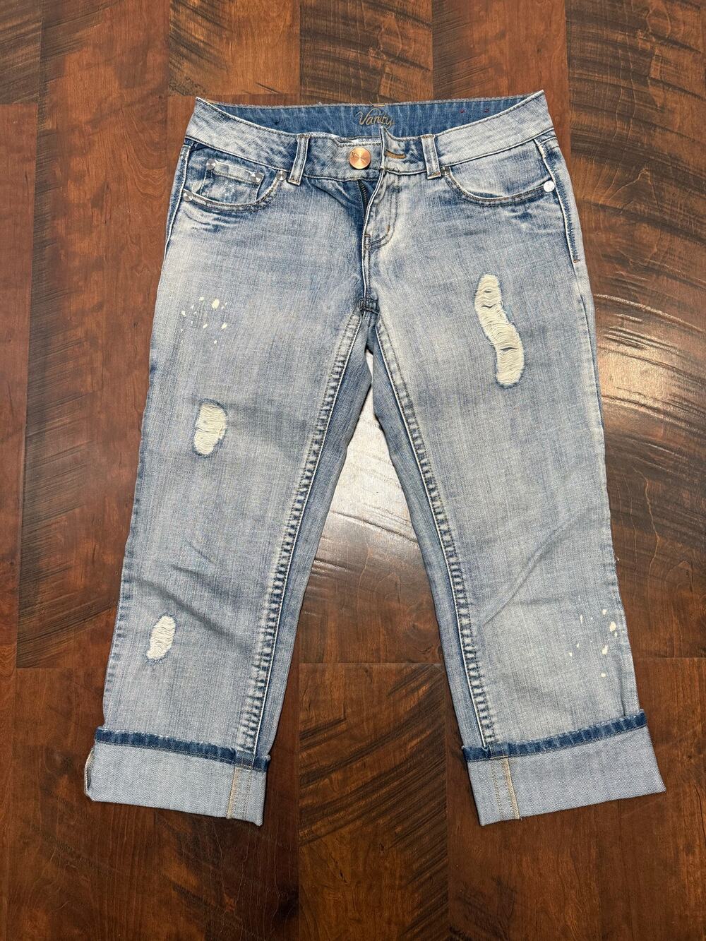 Vanity Jean Capri size 27